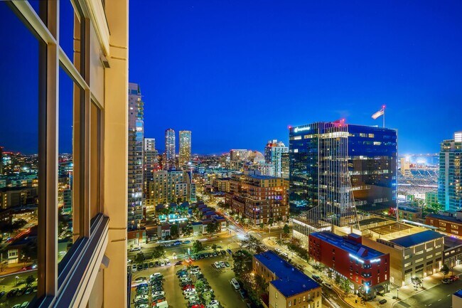 Building Photo - Stunning East Village 2 Bedroom at Alta! 2...