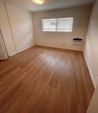Interior Photo - 12415 Pacific Ave