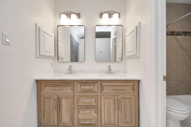 Building Photo - 17310 Pastoria Dr