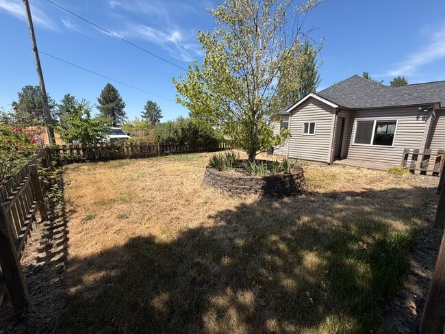 Building Photo - 3 Bedroom house on U&D Nursery Property!