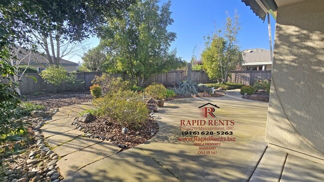 Building Photo - 2713 Robinson Creek Ln