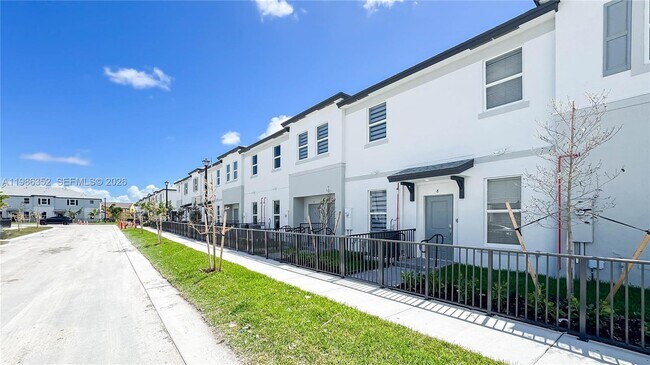 Building Photo - 12476 SW 248th St