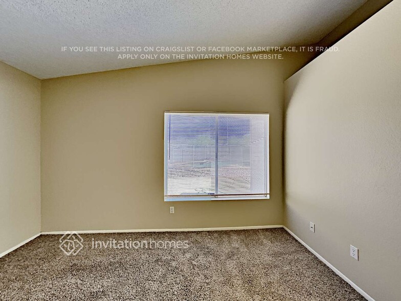Building Photo - 23821 N 36th Dr