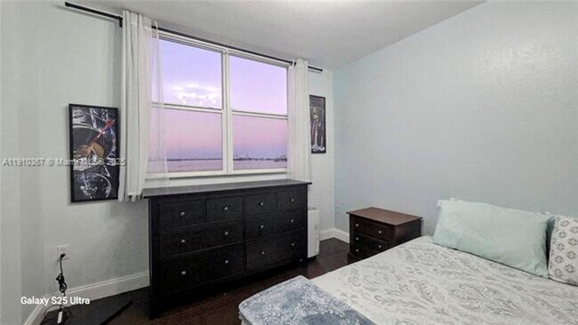 Building Photo - 1625 Kennedy Cswy