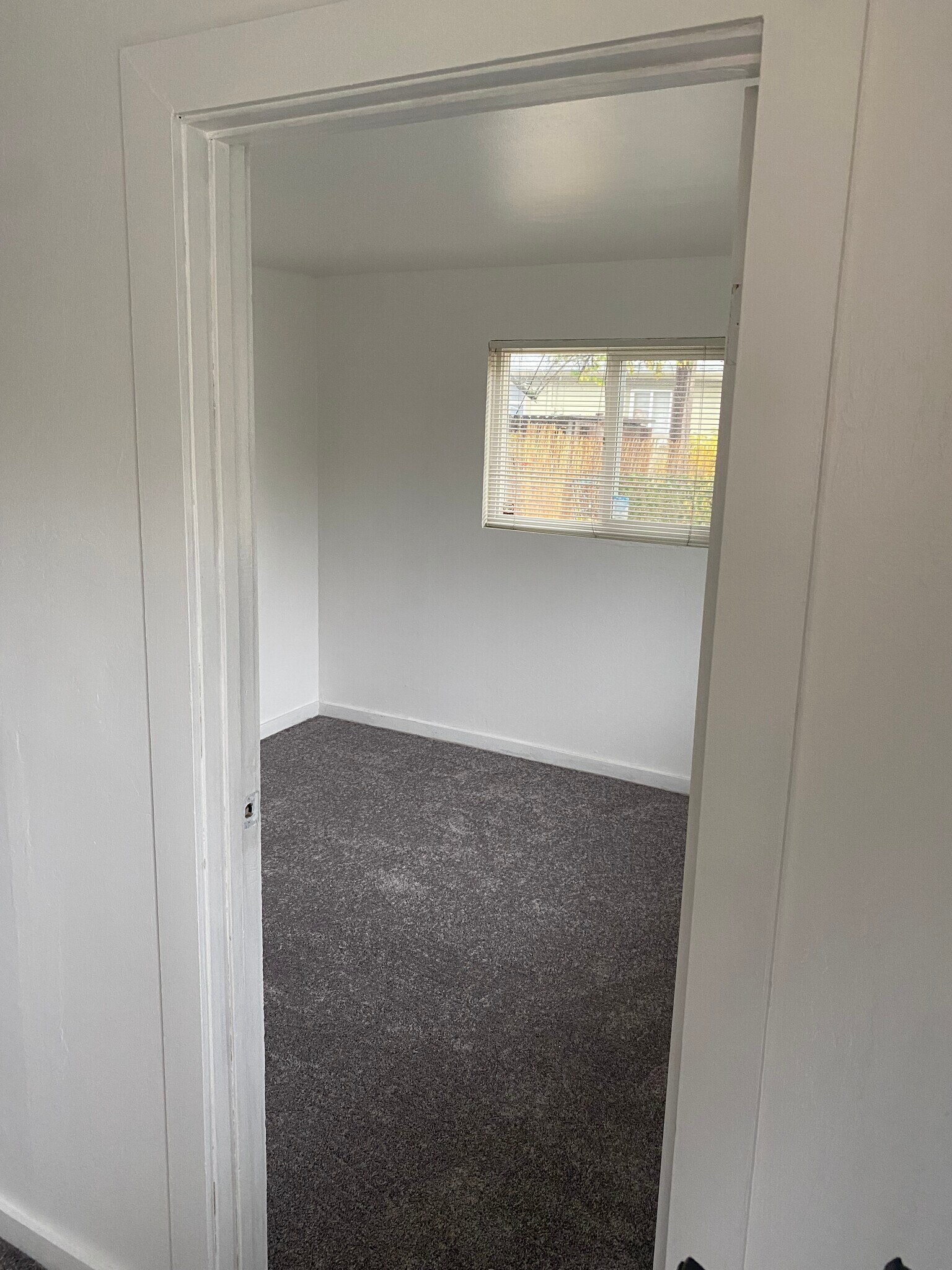 Building Photo - 410 Carrillo St