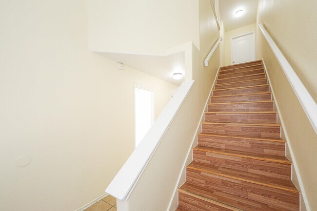 Building Photo - 4203 Marla Dr
