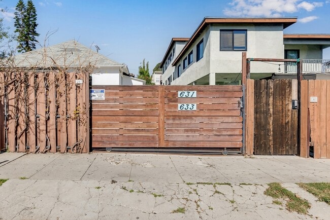 Building Photo - 631 Indiana Ave