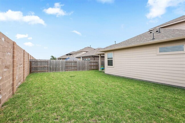 Building Photo - 13202 Villa Sola Dr