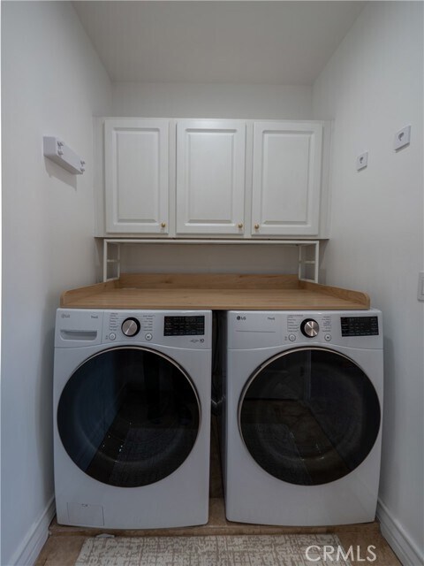 Building Photo - 2207 Warfield Ave