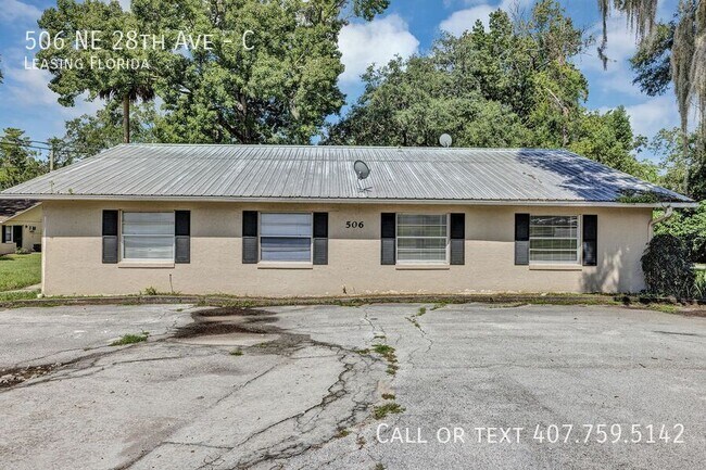 Primary Photo - 506 NE 28th Ave