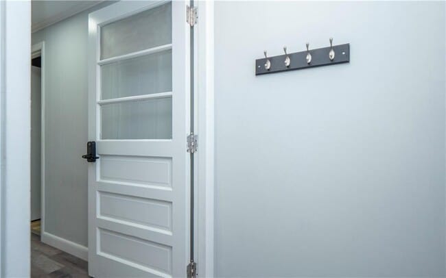 Building Photo - 109 Haskins Ave