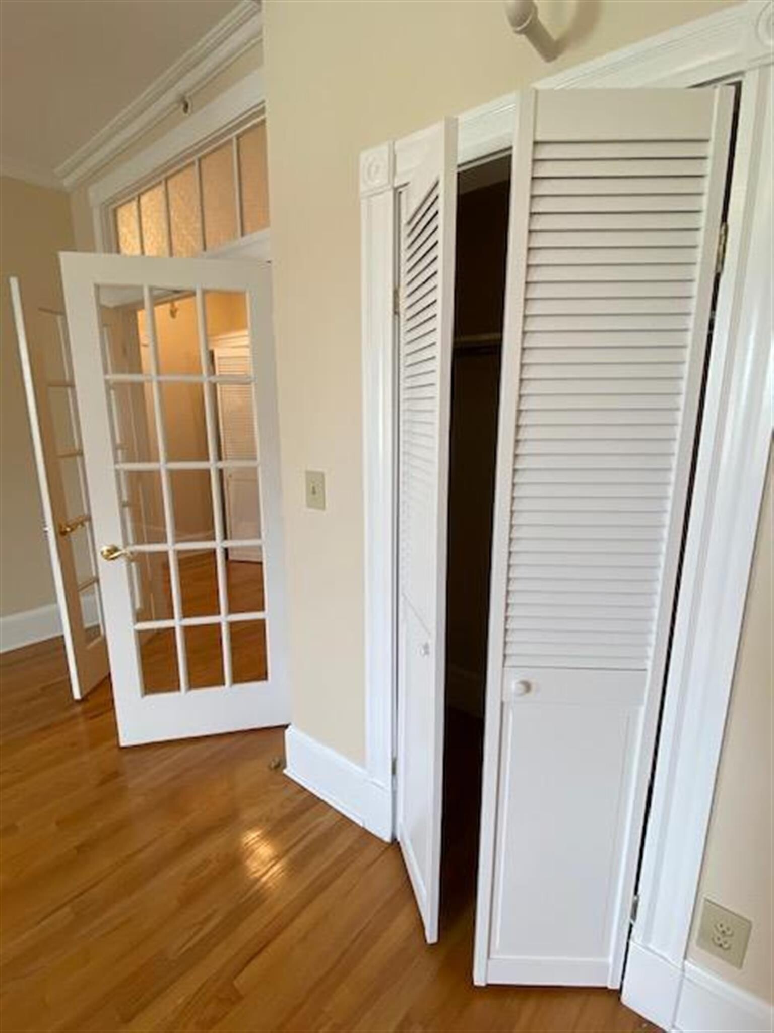 Building Photo - 878 Massachusetts Ave