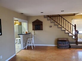 Building Photo - 1785 Dayton Dr
