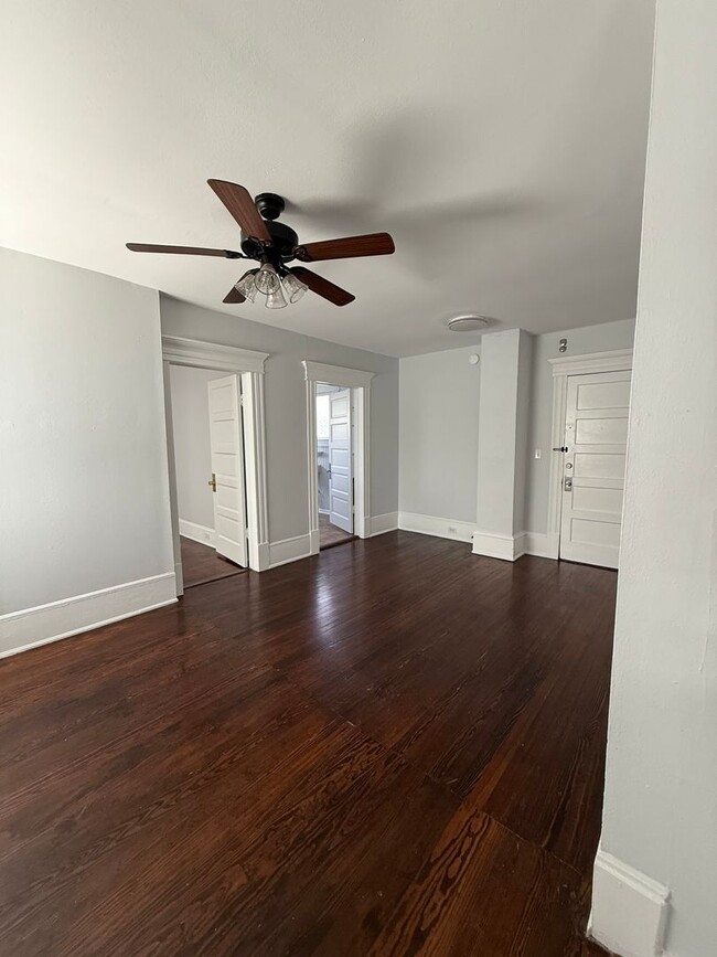 Building Photo - Midtown "Penthouse" in Historic Home