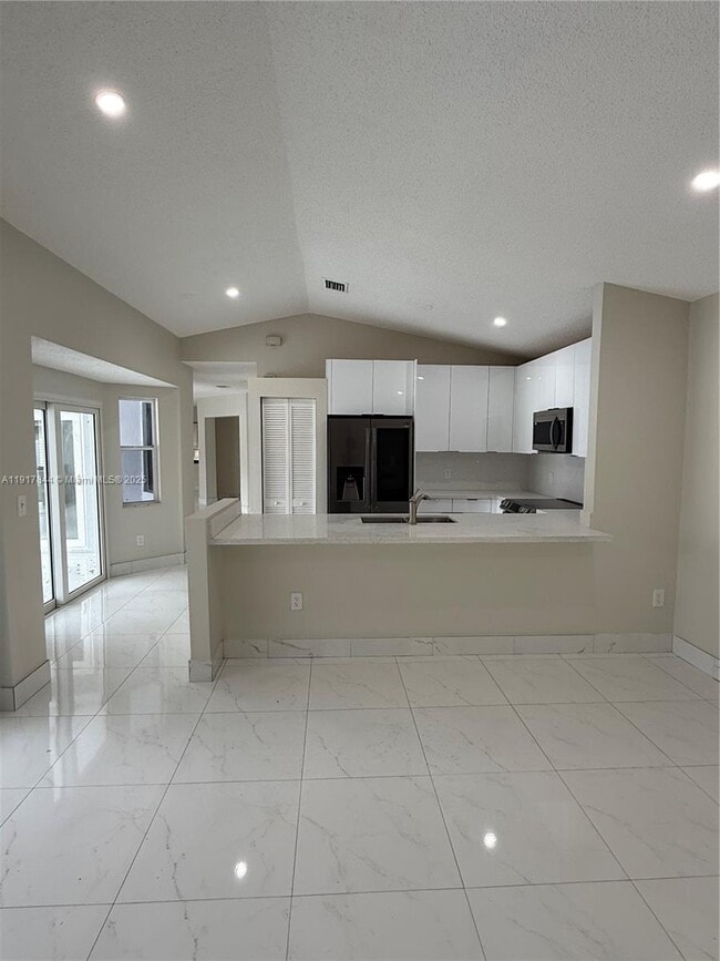 Building Photo - 14480 SW 112th St