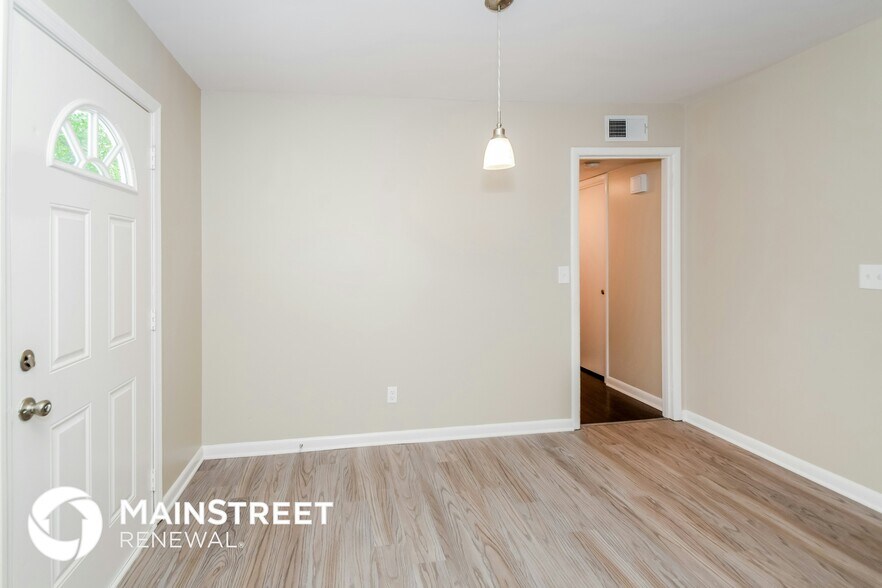 Building Photo - 1536 Matt Leonard Dr SW