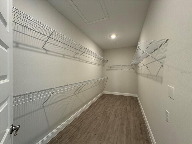 Building Photo - 16119 Skysail St