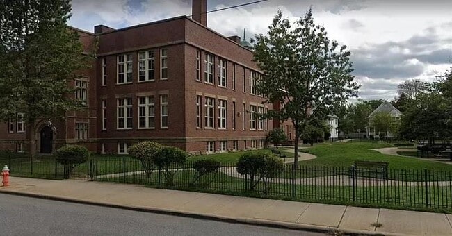 Building Photo - 6900 Harvard Ave