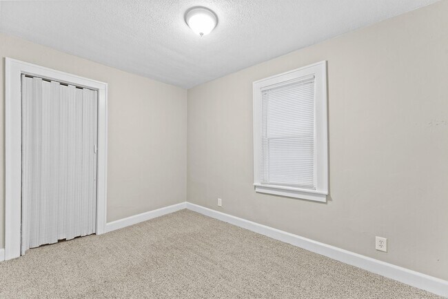 Building Photo - 8638 Cadillac Ave