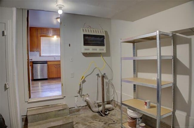 Building Photo - Charming Midtown Bungalow!