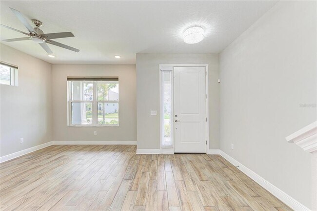 Building Photo - 4745 Antrim Dr