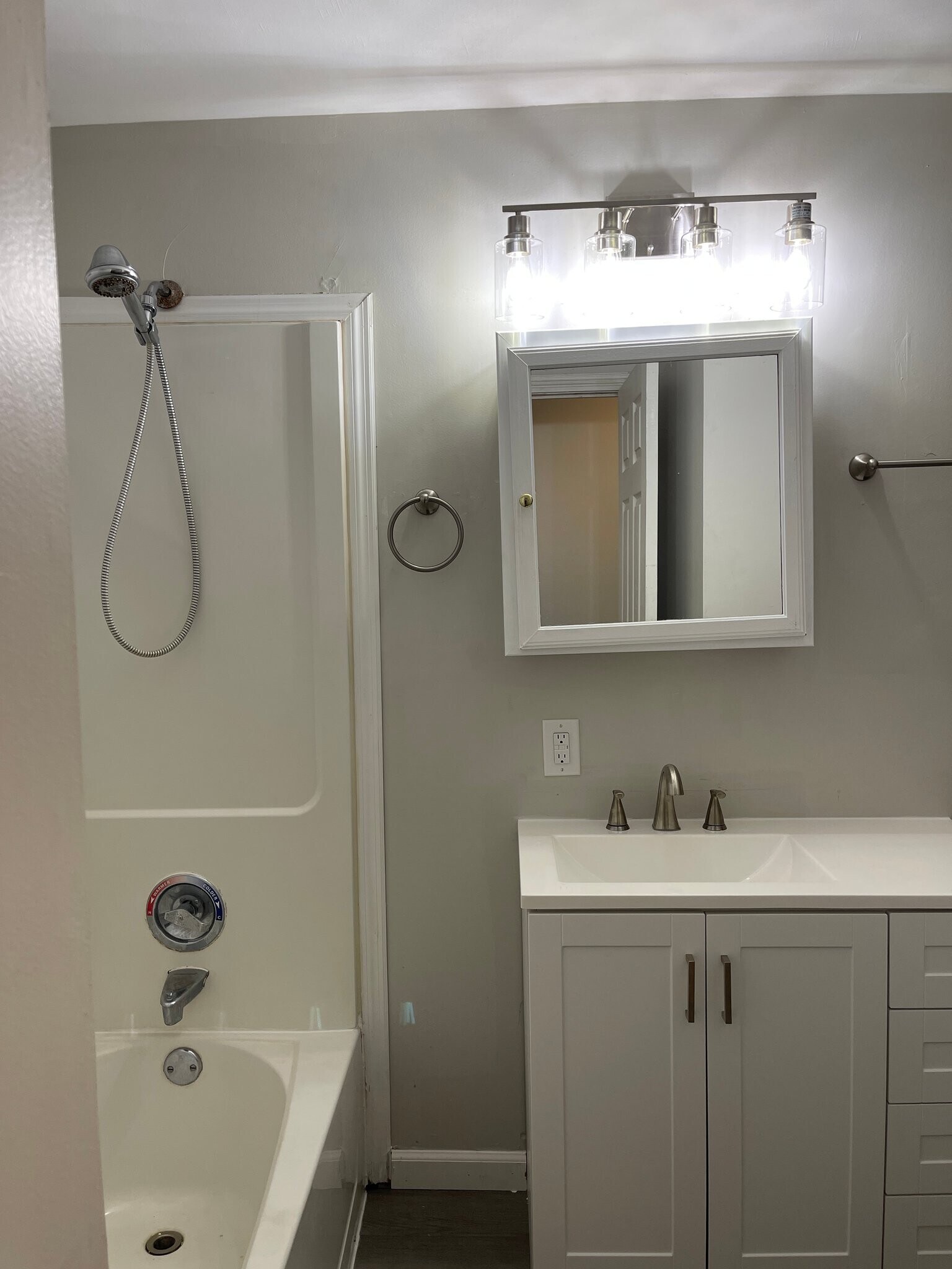 Building Photo - 7883 Sebring Dr
