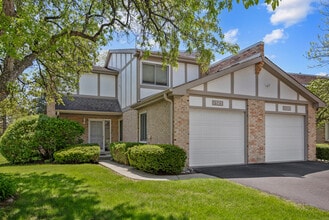 Building Photo - 1525 Columbia Ct