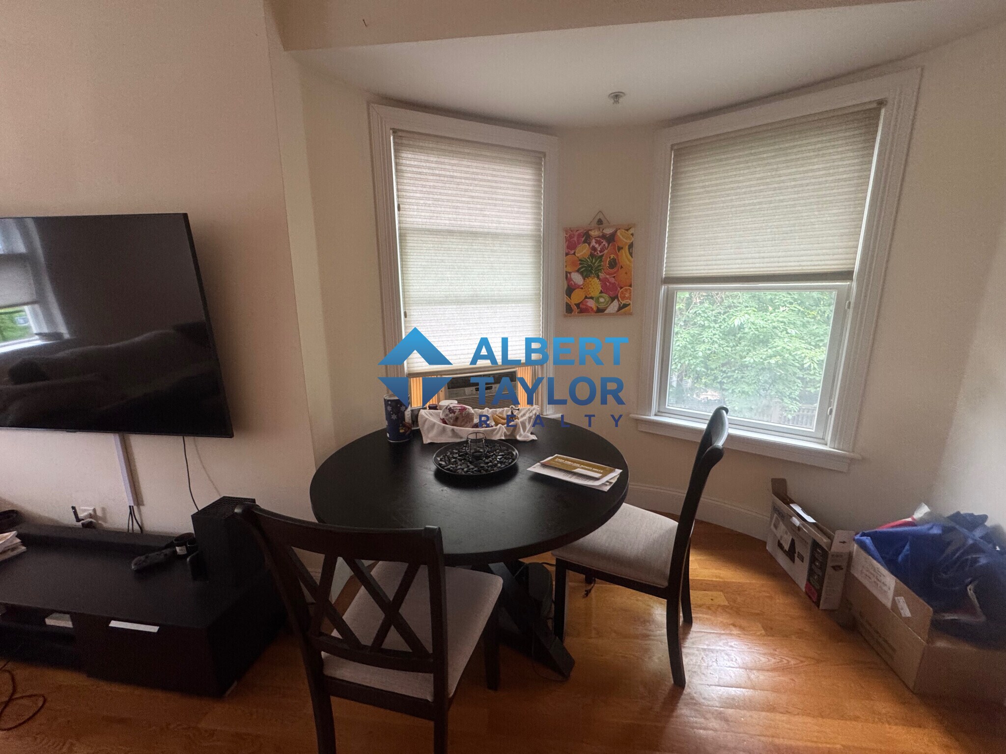 Building Photo - 10 Selkirk Rd