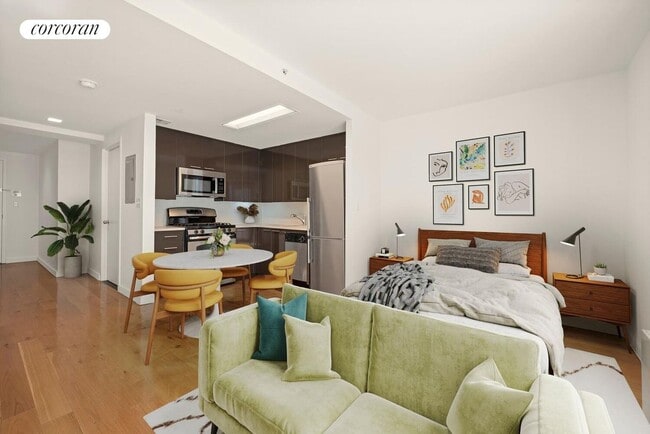 Primary Photo - 41-18 Crescent St