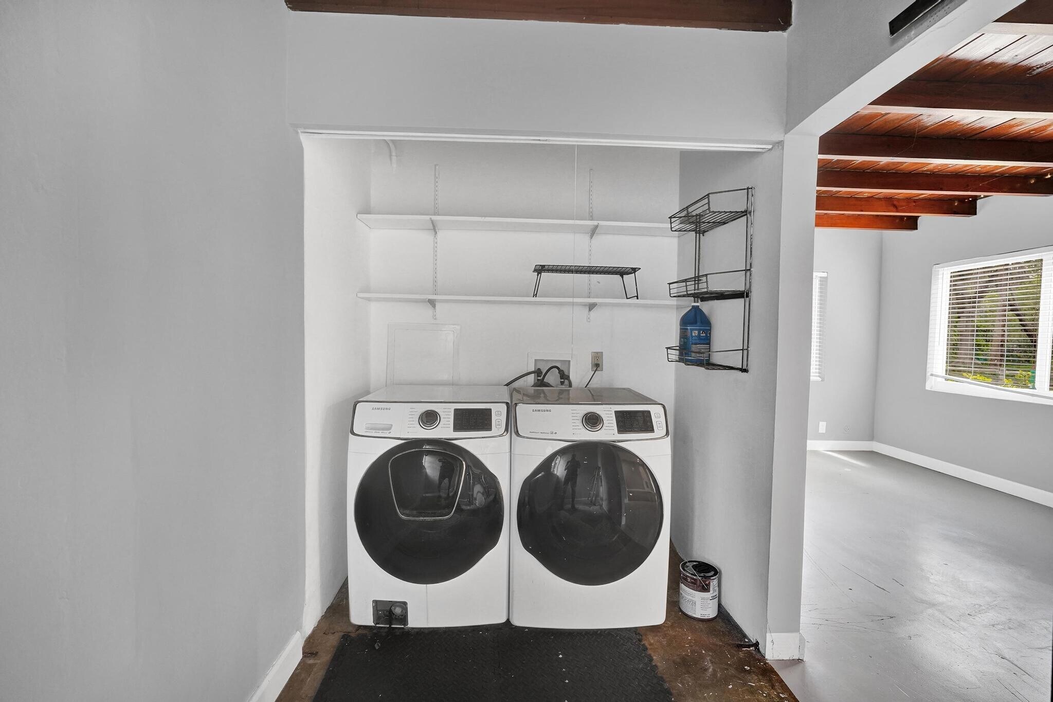 Building Photo - 1101 SW 8th Ter