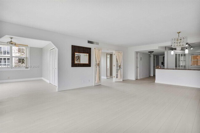 Building Photo - 2651 S Course Dr