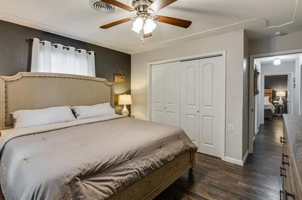 Building Photo - 720 Chisholm Trail