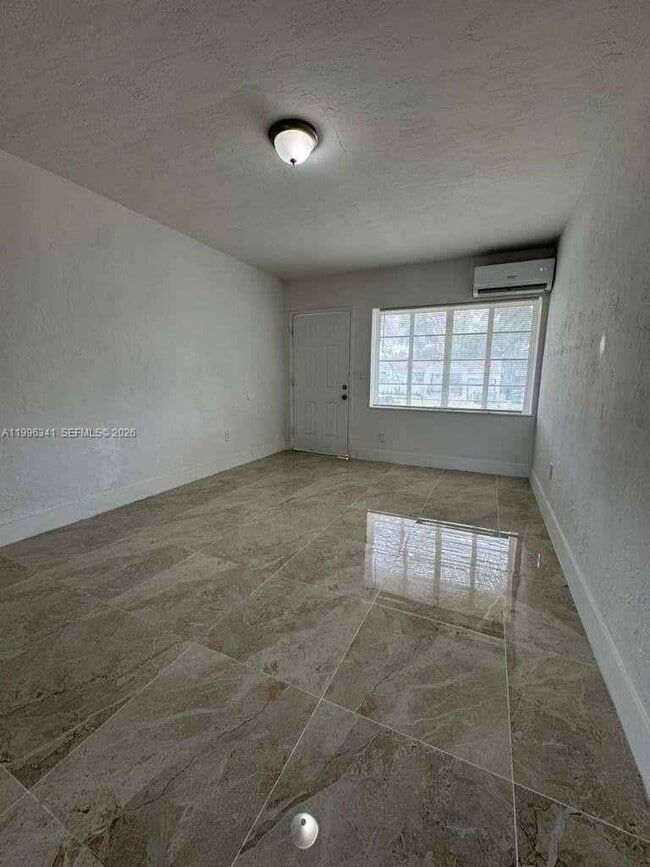 Building Photo - 9315 Little River Dr