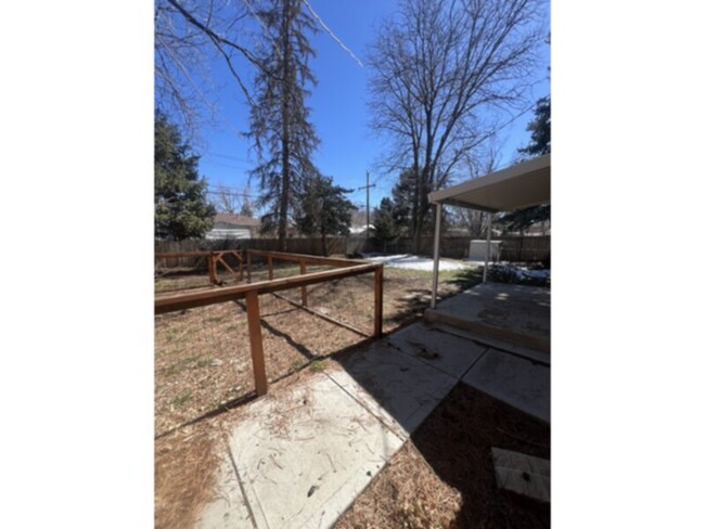 Building Photo - 3066 S Wolff St