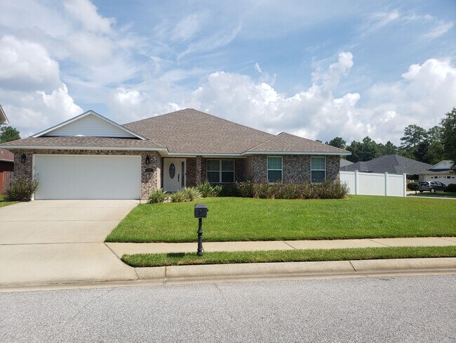 Building Photo - 3 bedroom in Sound Hammock Navarre!!