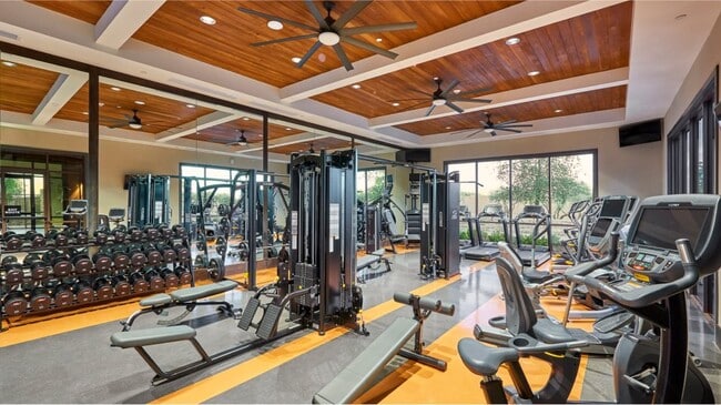 Building Photo - 583 Crescent Ln