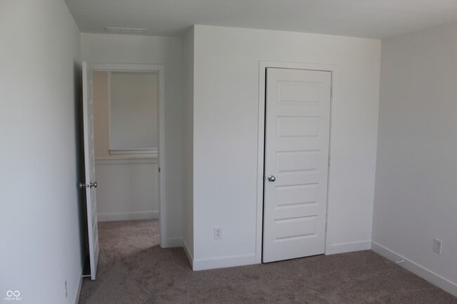 Building Photo - 1087 Marston Ln