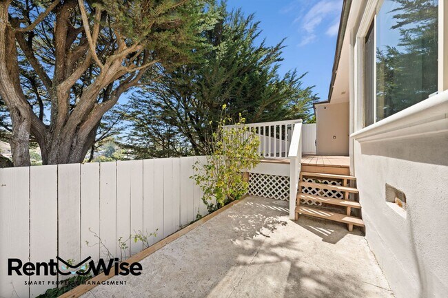 Building Photo - 74 Farview Ct