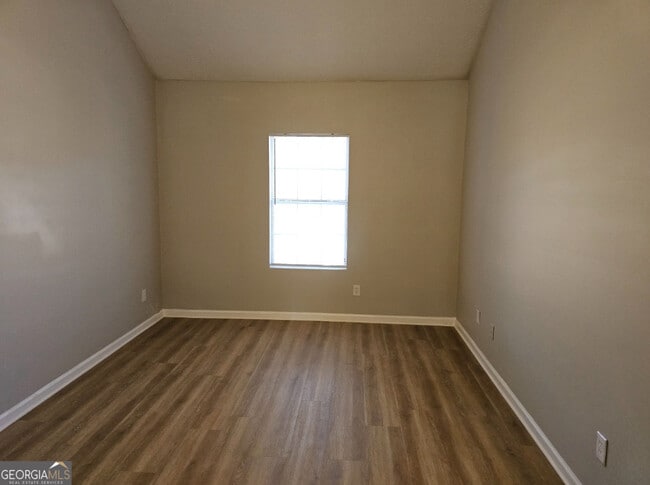 Building Photo - 210 Sabal Dr