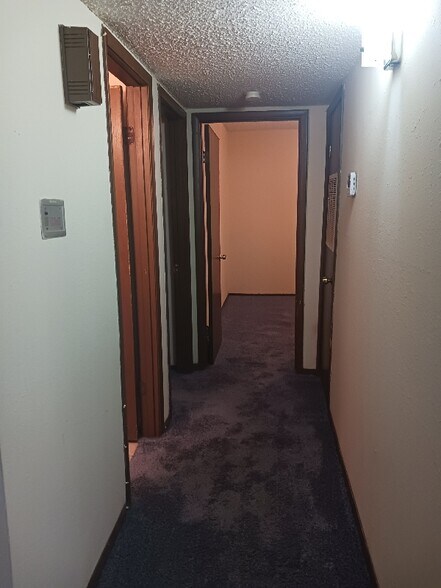 Building Photo - 3030 Congress Blvd