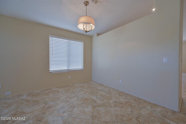 Building Photo - 2468 E Stone Stable Dr