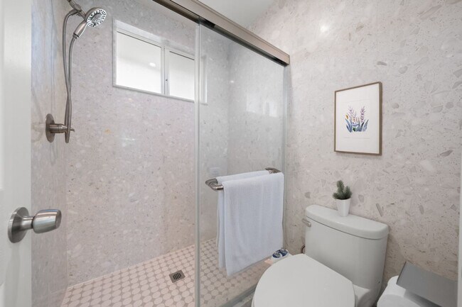 Building Photo - 1219 Denver Ln