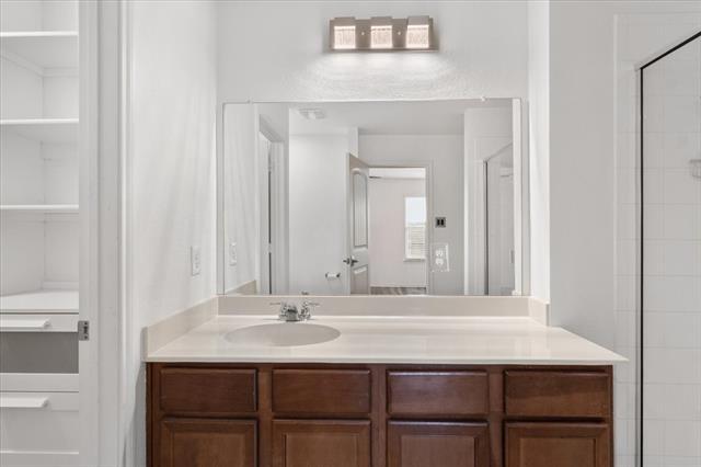 Building Photo - 803 Quartz Trl