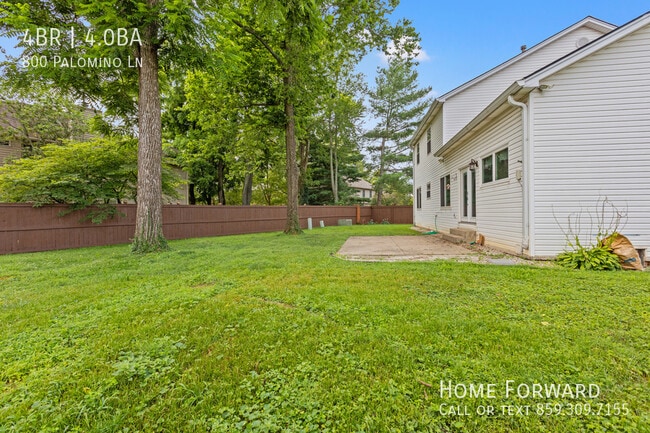 Building Photo - 800 Palomino Ln