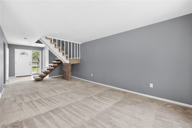 Building Photo - 9582 Fernwood Dr