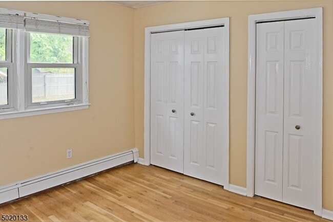 Building Photo - 218 Hiawatha Blvd
