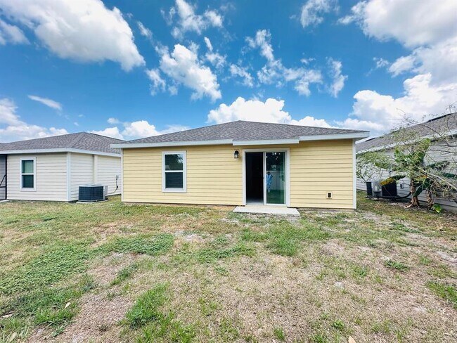 Building Photo - 1978 Ancestry Trl