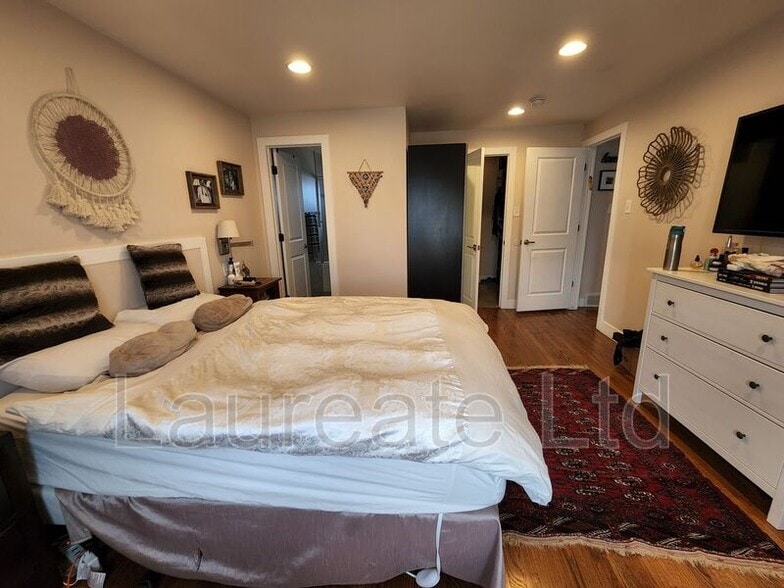 Building Photo - 1959 S Kearney Way