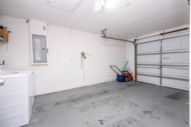 Building Photo - 50989 US-27