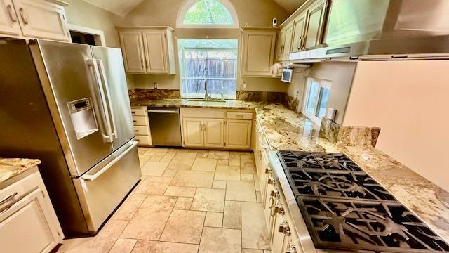 Building Photo - 564 E Braddock Dr